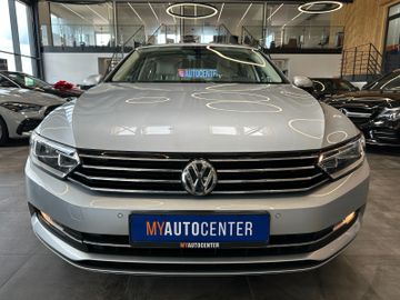 MYAUTOCENTER – Gebraucht- und Jahreswagen mit Werkstattservice in Pfaffenhofen Volkswagen Passat Variant Comfortline *Navi*AHK*Kamera*
