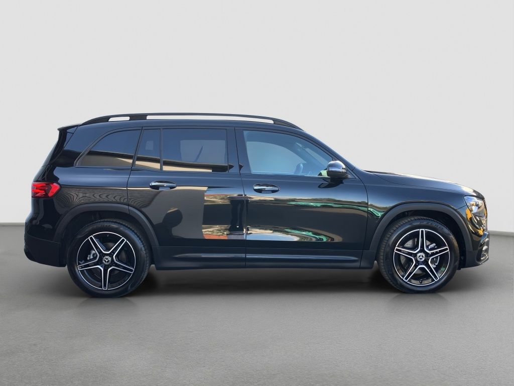 Fahrzeugabbildung Mercedes-Benz GLB 200 AMG*NIGHT*AHK*PANO*DISTR*MEMO*KEYL*MULTI