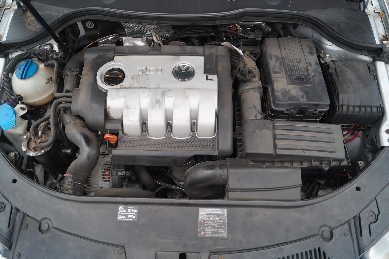 Volkswagen Passat 2006 — photo 18