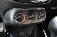 Fahrzeugabbildung Opel Corsa E 1.4 SPORT 5-TÜR NAVI/SHZ/TEMP./AGR/KLIMA