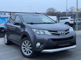 Toyota RAV 4 AWD 4x4 Automatik Navi Kamera