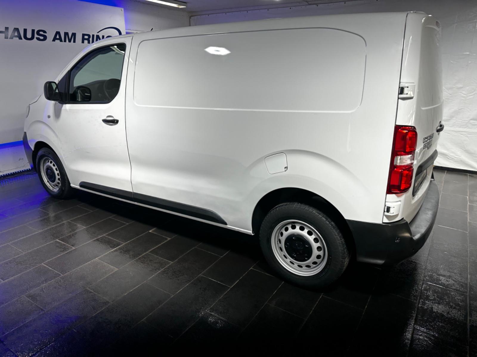 Peugeot Expert Kasten Premium L2 CAM 2xPDC SPUR APPLECAR