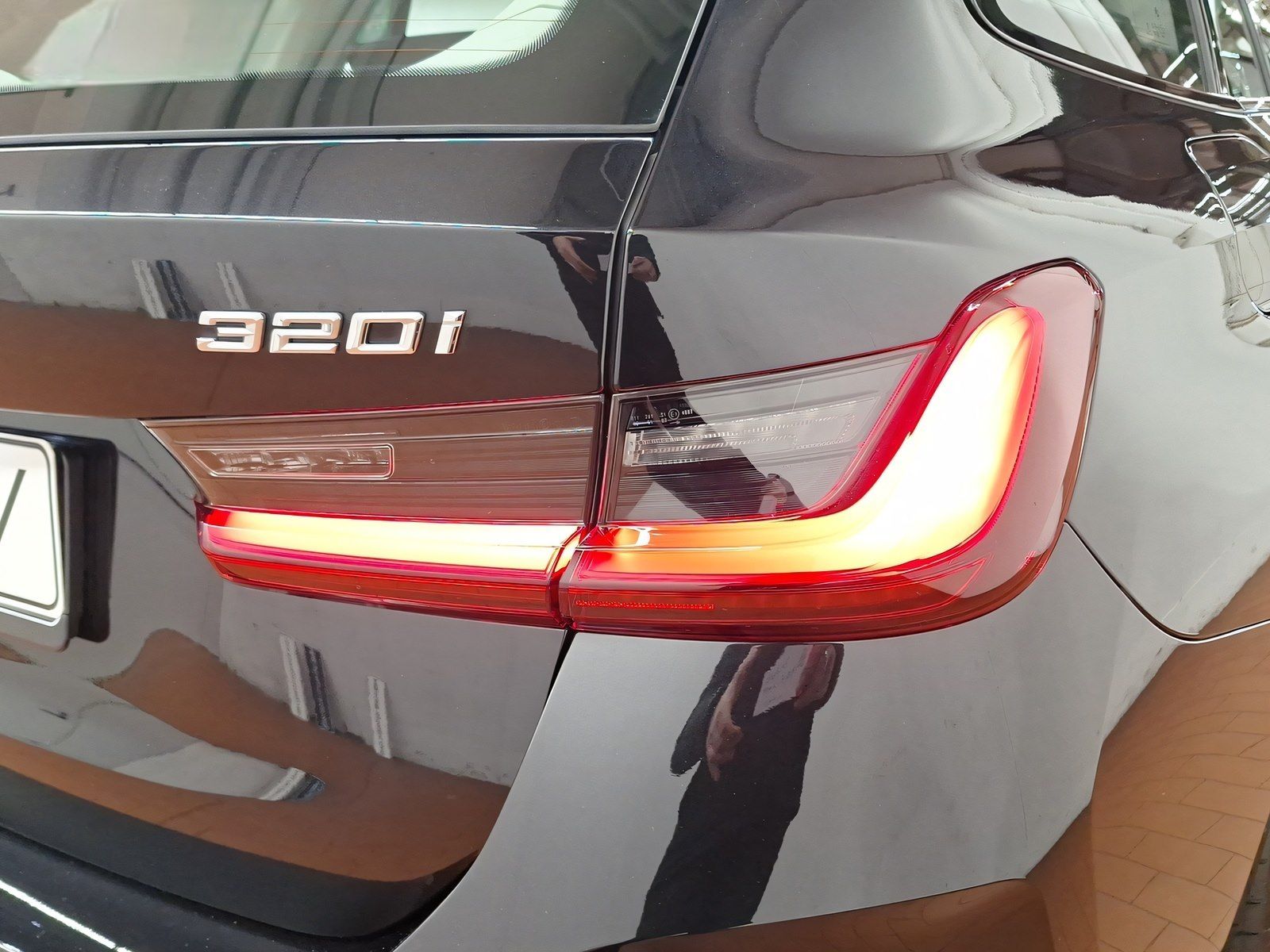 BMW 320 - Bild 10