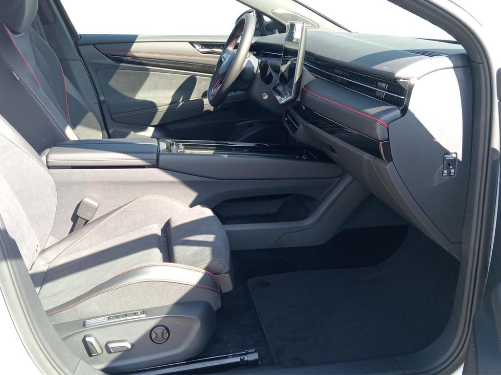 Volkswagen ID.7 Tourer 4Motion GTX DCC AHK*HUD*WP*IQ-LIGHT*