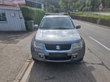Suzuki Grand Vitara 2.0 Club - Suzuki Grand Vitara Club mit Benzin-Antrieb