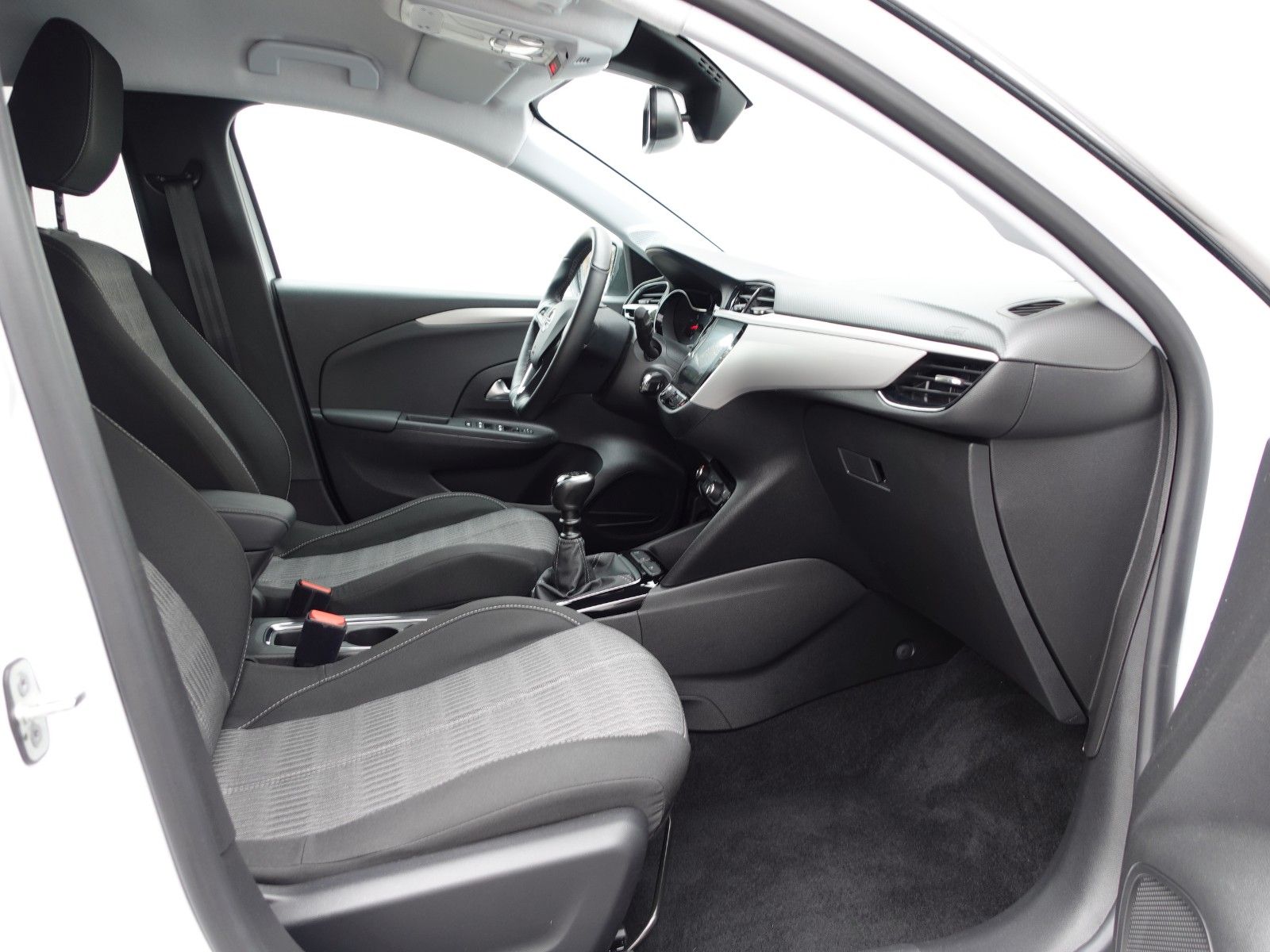 Fahrzeugabbildung Opel Corsa Edition 1.2T,Navi,Sitzhzg,LED,Kamera,Allw.