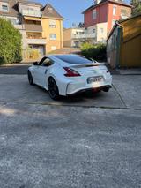 Nissan 370Z Nismo  - weiße Nissan 370Z