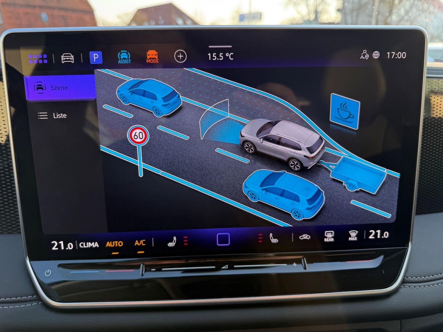 Fahrzeugabbildung Volkswagen Tiguan 1.5 eTSI 110 kW Life Navi Digitales Cockp