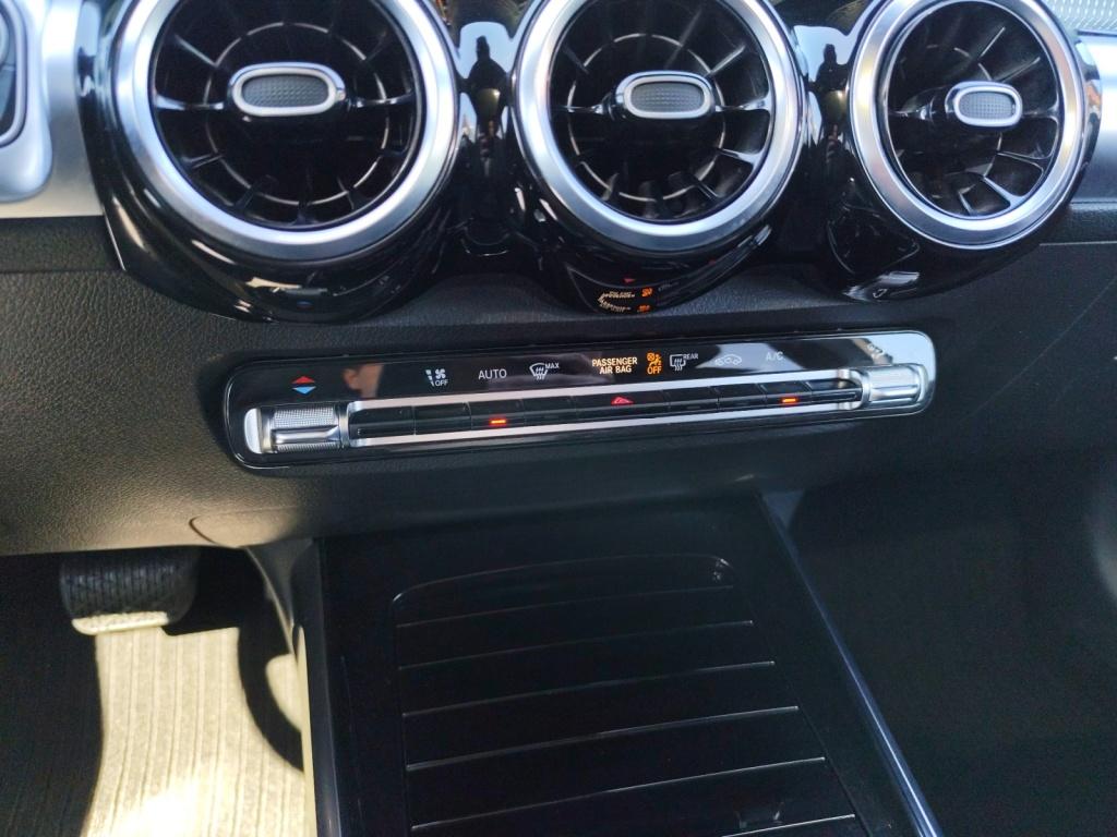Mercedes-Benz GLB 4M PROGRESSIVE MBEAM MBUX SHZ AHK PANO, миниатюра 10
