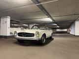 Mercedes-Benz SL 230