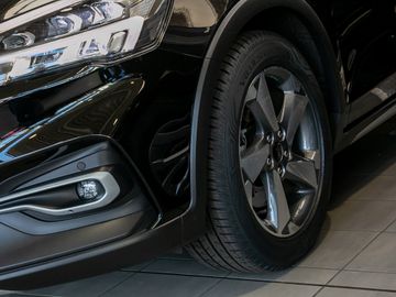 Ford Focus Turnier 1.0 Active Kamera Navi LED