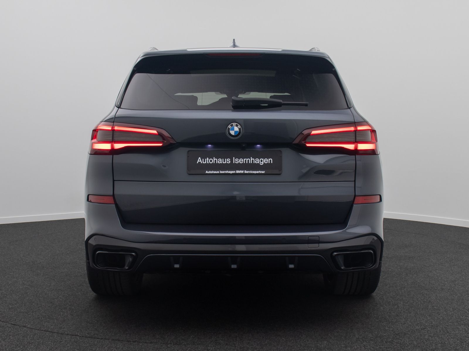 Fahrzeugabbildung BMW X5 xD30d M Sport 360&deg; HUD SoftCl Panorama 22Zoll