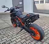 KTM 890 Duke R, TechPack, Akra, 93db Eintragung - KTM 890 DUKE R