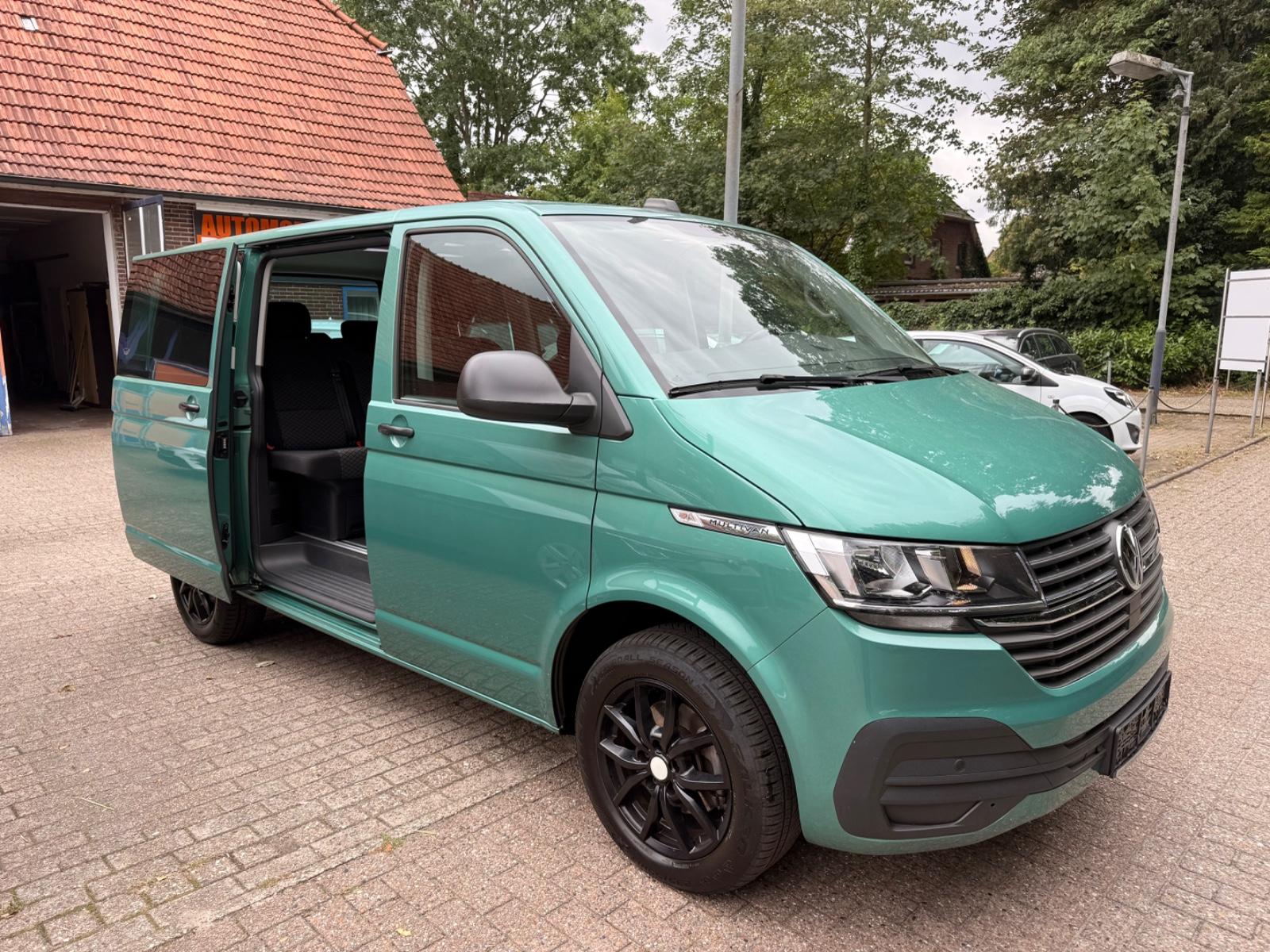 Volkswagen T6.1 Multivan 2,0 TDI FWD Family*SZH*Kamera*AHK