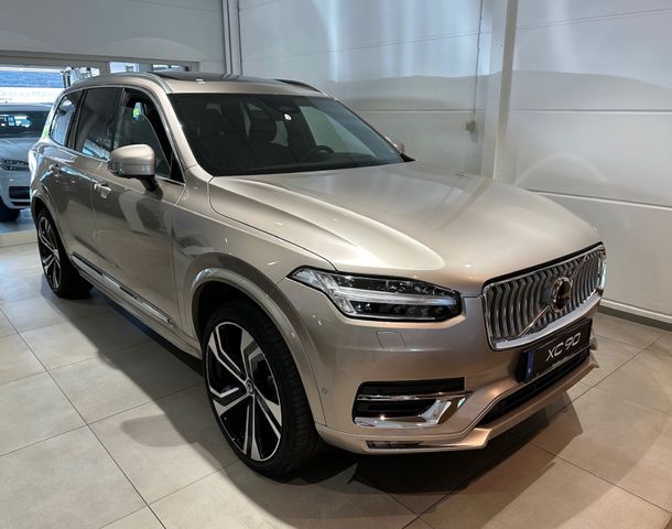 Volvo XC90 B5 Ultimate Bright AWD – 7Sitze- Luftfahrw.