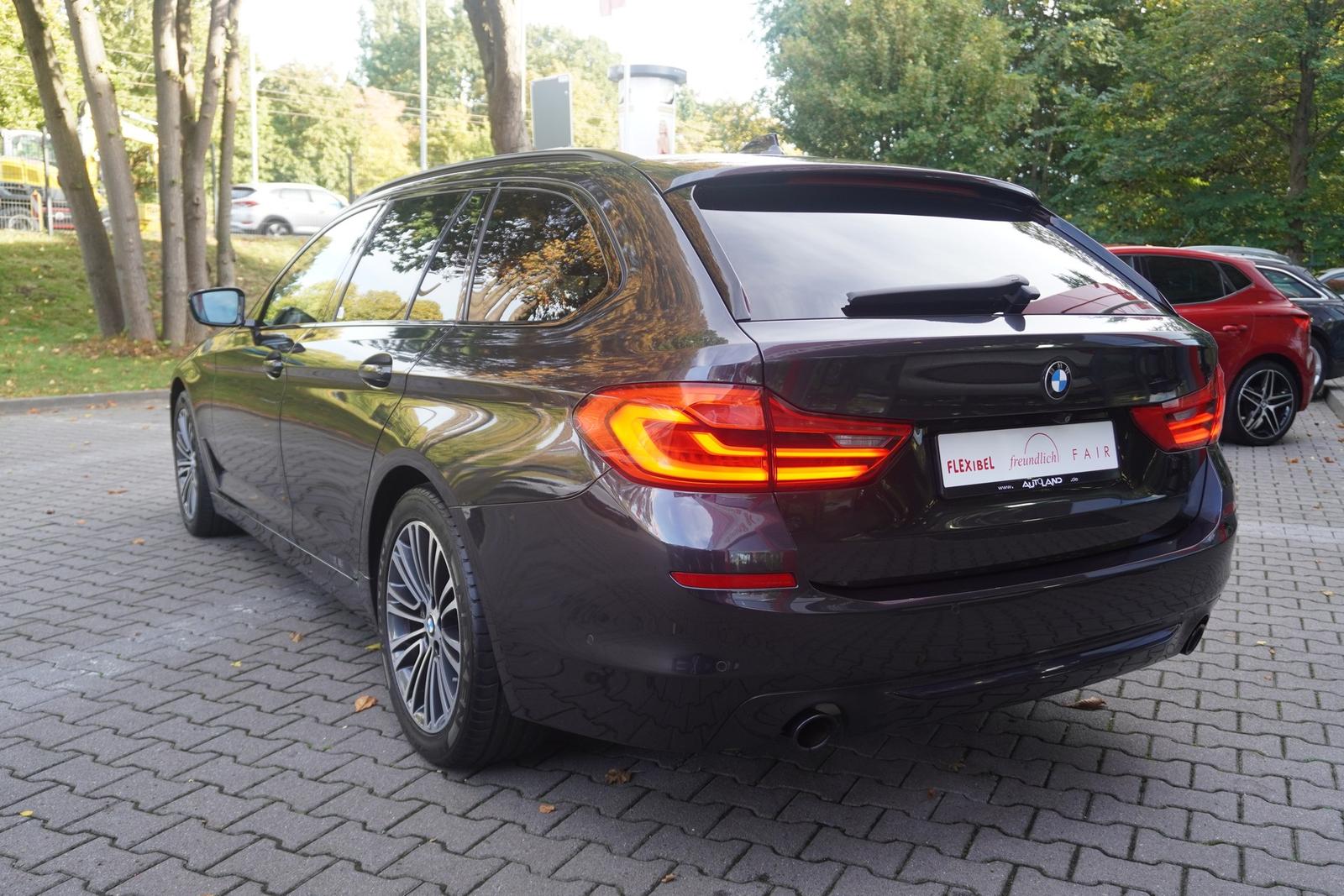 BMW 520i Sport Line Aut. Panorama ACC Kamera Head-Up