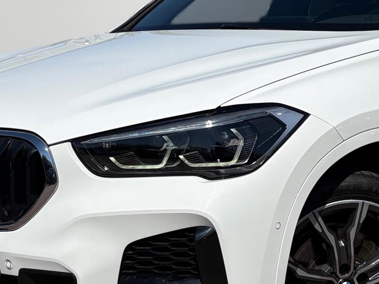 BMW X1 xDrive 20i M Sport HuD Navi LED el.Heckklappe, миниатюра 5