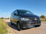 Volkswagen T6 Multivan DSG Kurz Generation Six ACC AHK DAB - blaue Volkswagen T6 Multivan