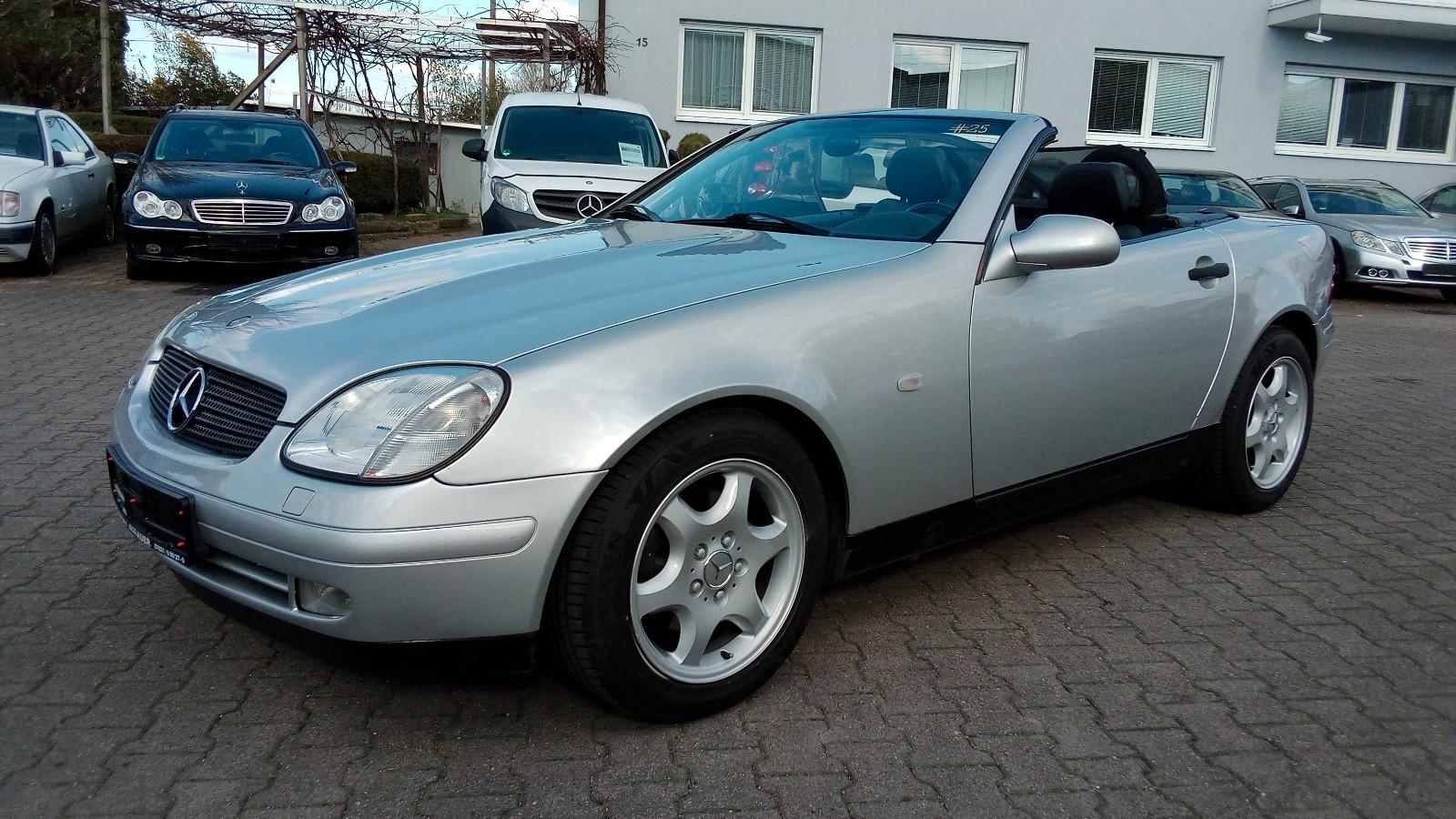 Mercedes-Benz SLK 200