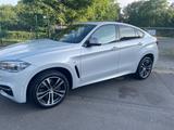BMW X6 M50 M50d - - BMW X6 M50 von privat