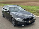 BMW 540 i xDrive M Sport/AHK/PANO/Head-Up/Shadow/LED - BMW 540: Kombi