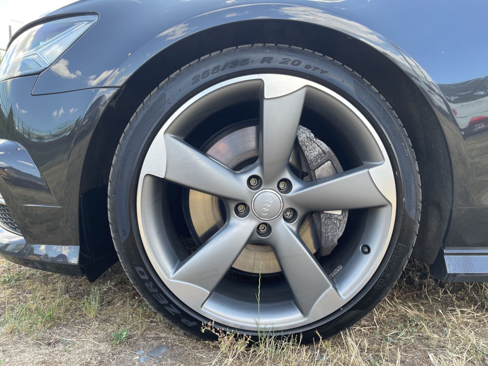 Fahrzeugabbildung Audi A6 Avant S-Line TDI LED 20" AHK STH SHZ HuD PDC