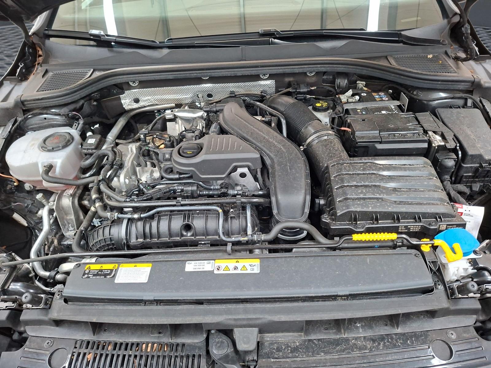 Volkswagen Golf VIII Variant 1.5 TSI R-Line ACC Rf.kamera, миниатюра 19
