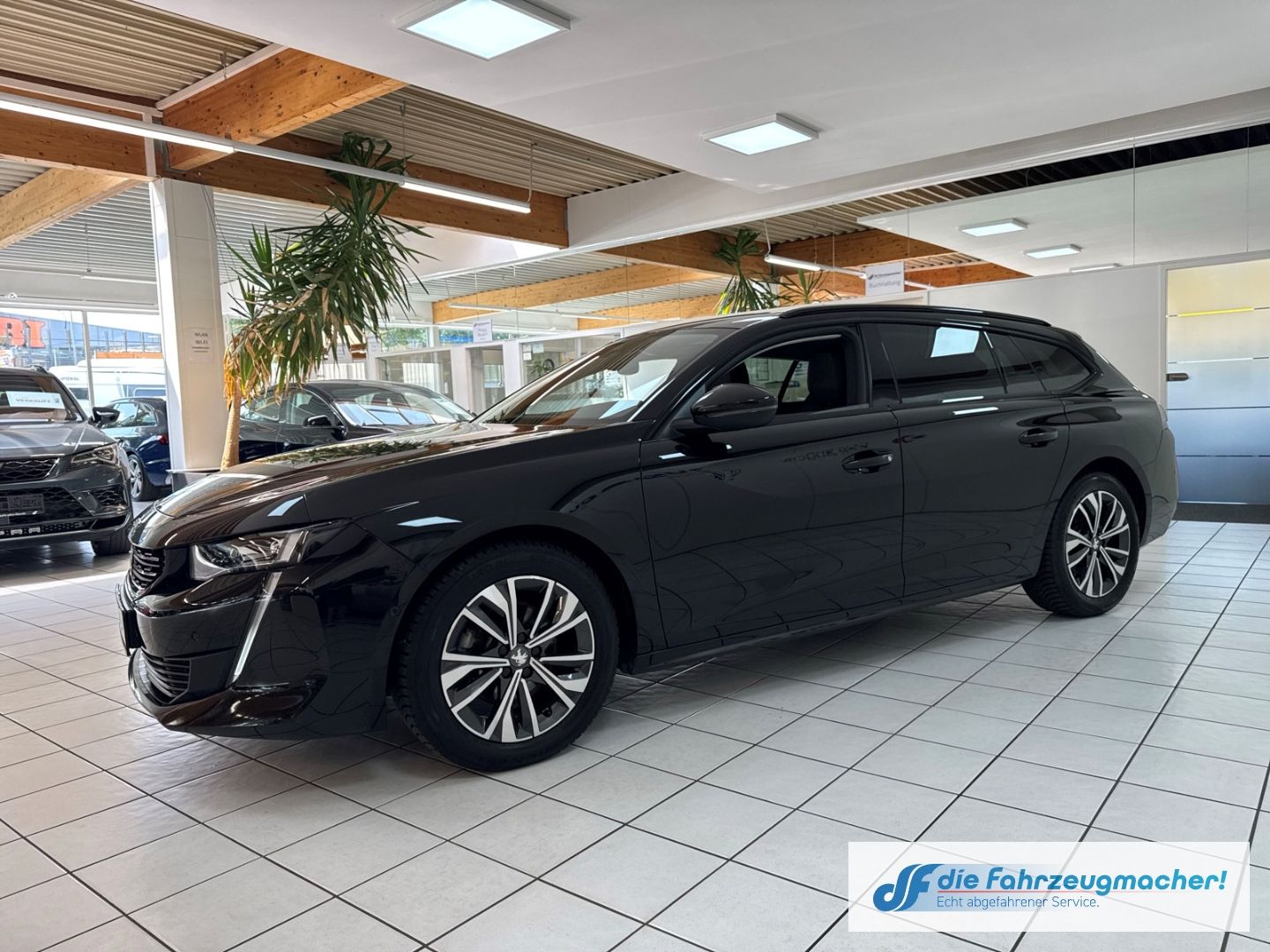 Fahrzeugabbildung Peugeot 508 SW Allure Pack 1.5 BlueHDi 130 EU6d Navi 360