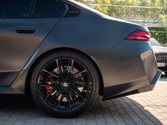 BMW M5 – 12 / 34