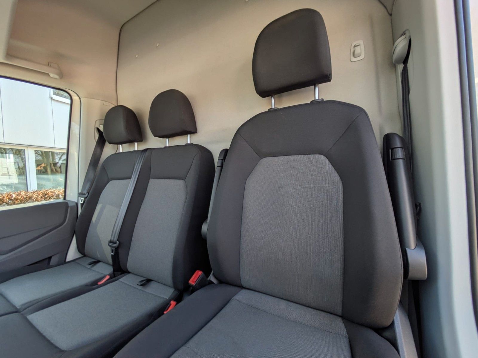 Fahrzeugabbildung Volkswagen Crafter Kasten AUT. L4H2 KLIMA SITZHZG ACC NAVI