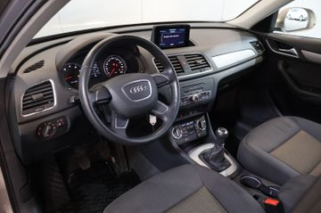 Audi Q3 1.4 TFSI TEMPOMAT+KLIMAAUT.+PDC+17"