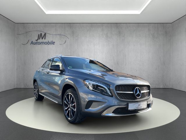 Mercedes-Benz GLA 200 Score Bi-Xenon Keyless