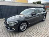 BMW 530 LUXURY LINE 3.0 DIESEL 265PS - BMW 530 mit Diesel-Antrieb: Kombi, 3.0