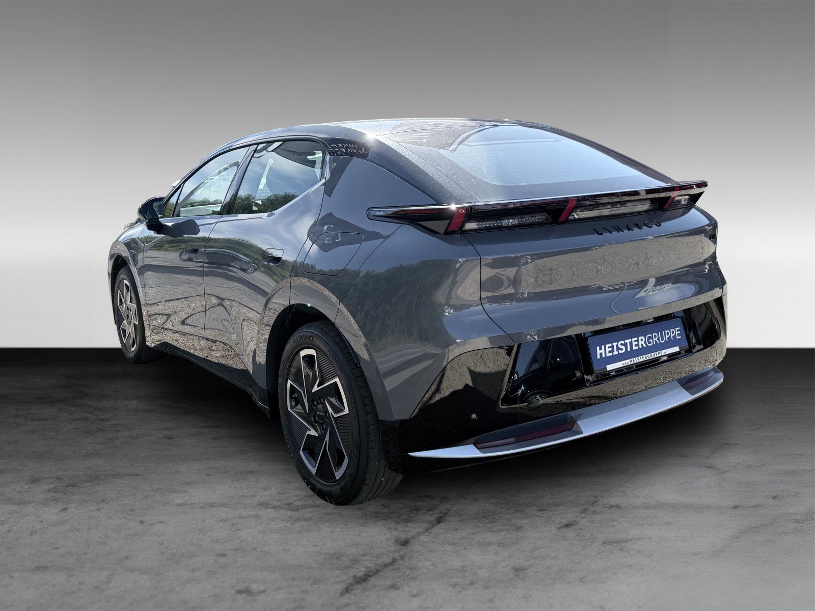 Lynk & Co 02