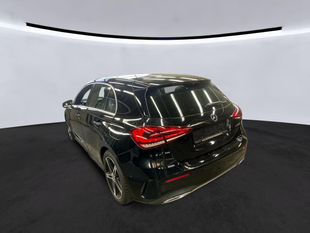 Mercedes-Benz A 200 AMG-LINE LED AHK WIDESCREEN RÜCKFAHRKAMERA