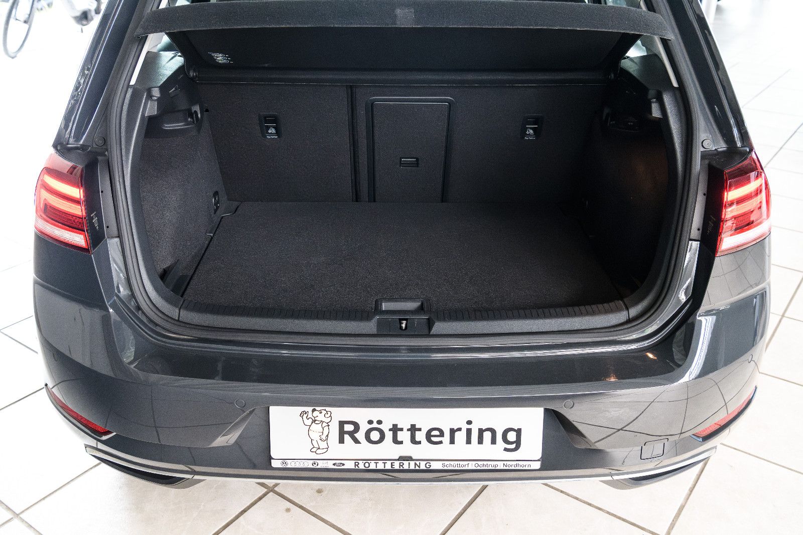 Fahrzeugabbildung Volkswagen Golf VII1.0l TSI Comfortline + GJR + Klima