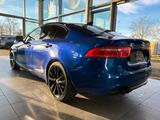 Jaguar XE Portfolio, 19 zoll, black pack,pano - Jaguar XE Gebrauchtwagen
