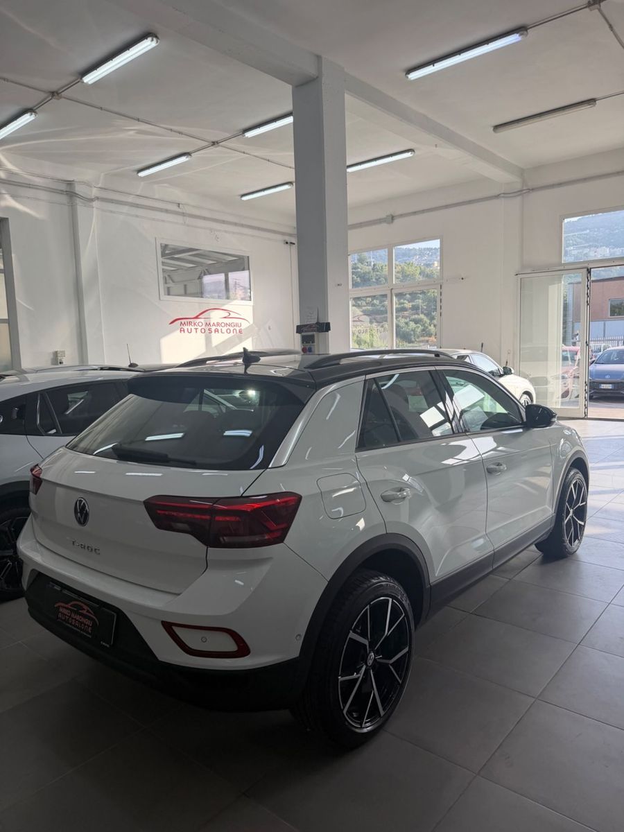 Other VW T-Roc 2.0 TDI SCR 150 CV DSG Style FINANZIABI imagem 3