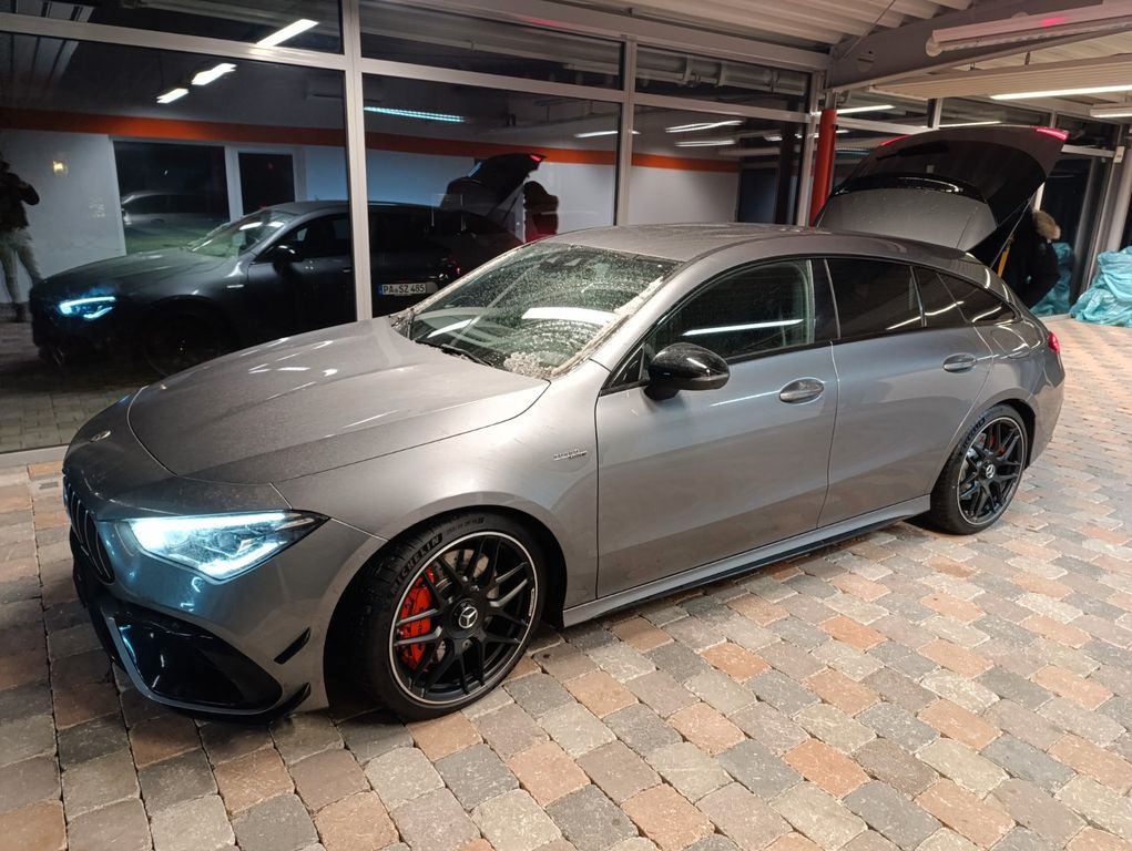 Mercedes-Benz CLA 45 AMG Shooting Brake