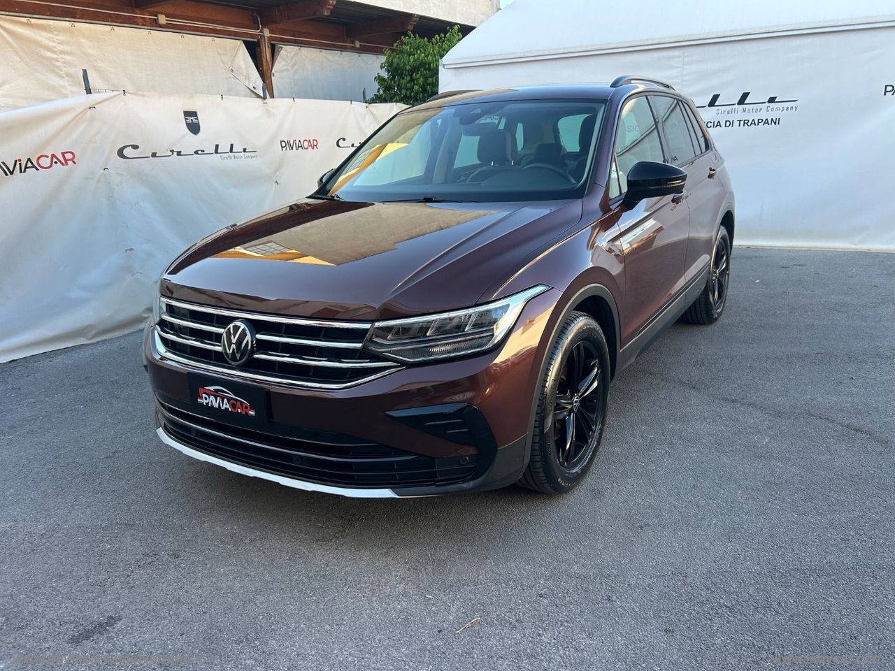 Volkswagen VOLKSWAGEN Tiguan 2.0 TDI 150CV SCR DSG Life imagem 3