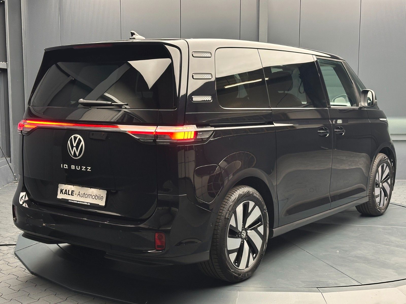 Volkswagen ID.Buzz Pro 210 kW 19Zoll Design HIFI 360 Trave foto 5