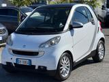 Smart ForTwo 800 33 kW coupé passion cdi - Smart ForTwo mit Diesel-Antrieb: Limousine, Automatik