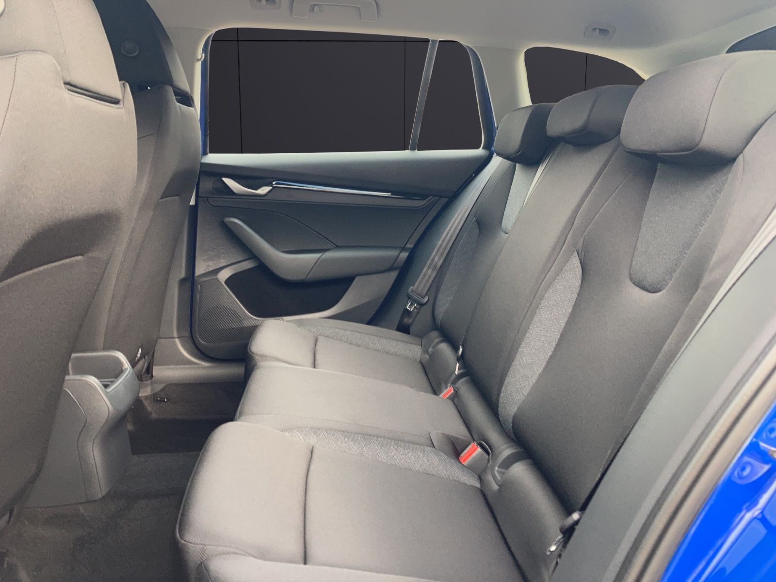 Fahrzeugabbildung SKODA Octavia Combi 2.0 TDI  Essence