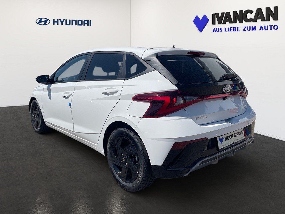 Fahrzeugabbildung Hyundai i20 1.0T 90PS Blackline