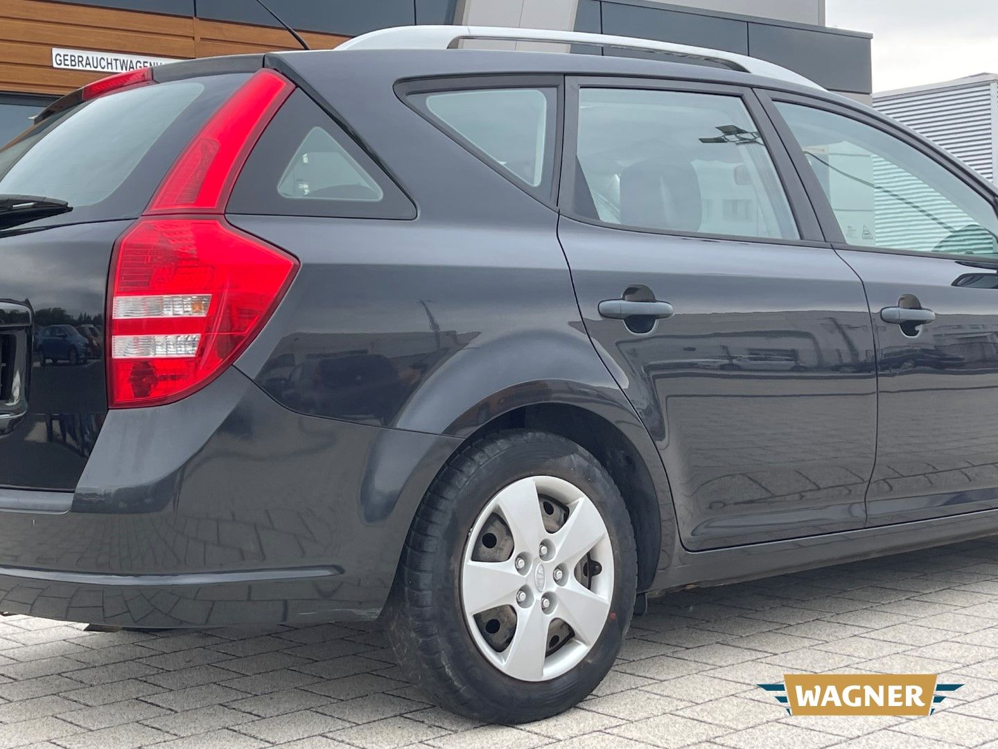 Fahrzeugabbildung Kia Ceed Sportswagon LX Klimaanlage Sitzheizung