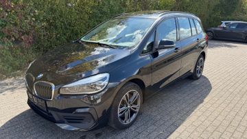 BMW 218 - 1
