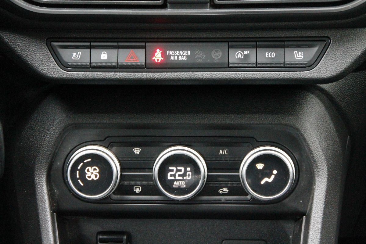 Fahrzeugabbildung Dacia Sandero III 1.0 TCe 100 ECO-G Stepway Comfort