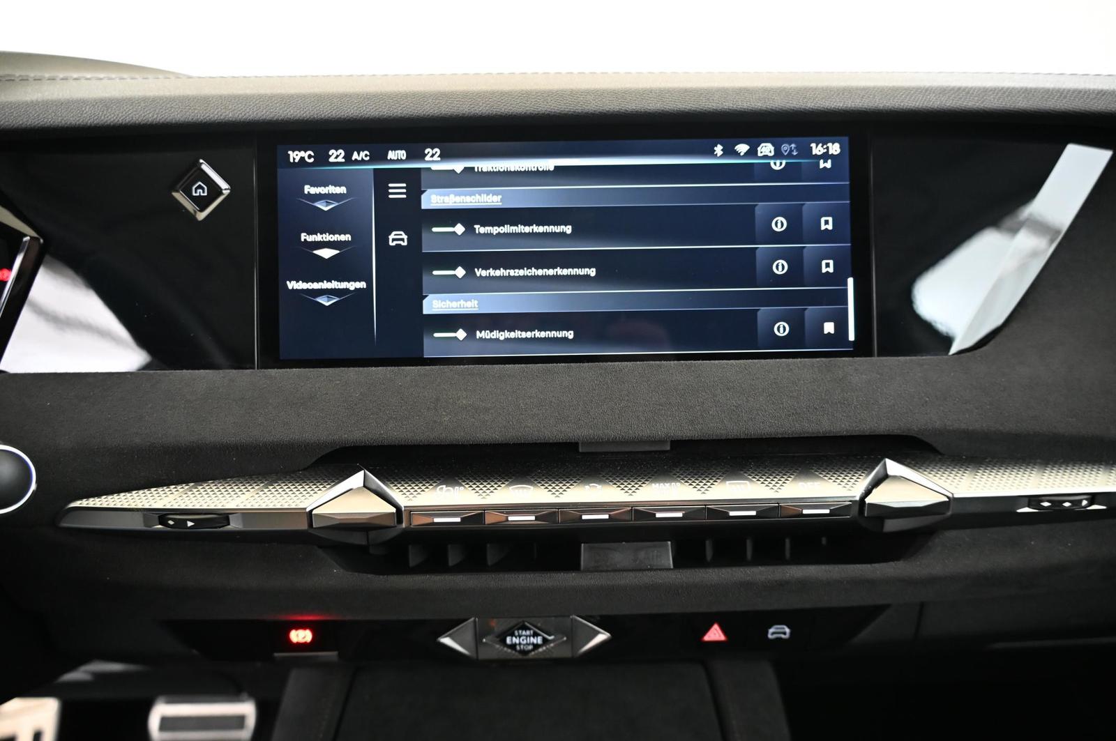 DS Automobiles DS4 1.6 E-Tense 225 Performance UVP 50.000 EUR