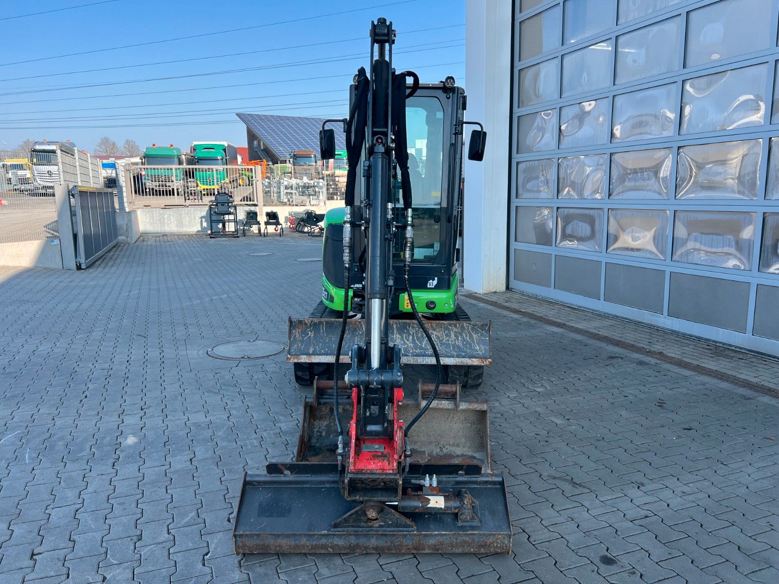 Fahrzeugabbildung Eurocomach 25ZT / nur 316h! / 2021/ Löffelpaket