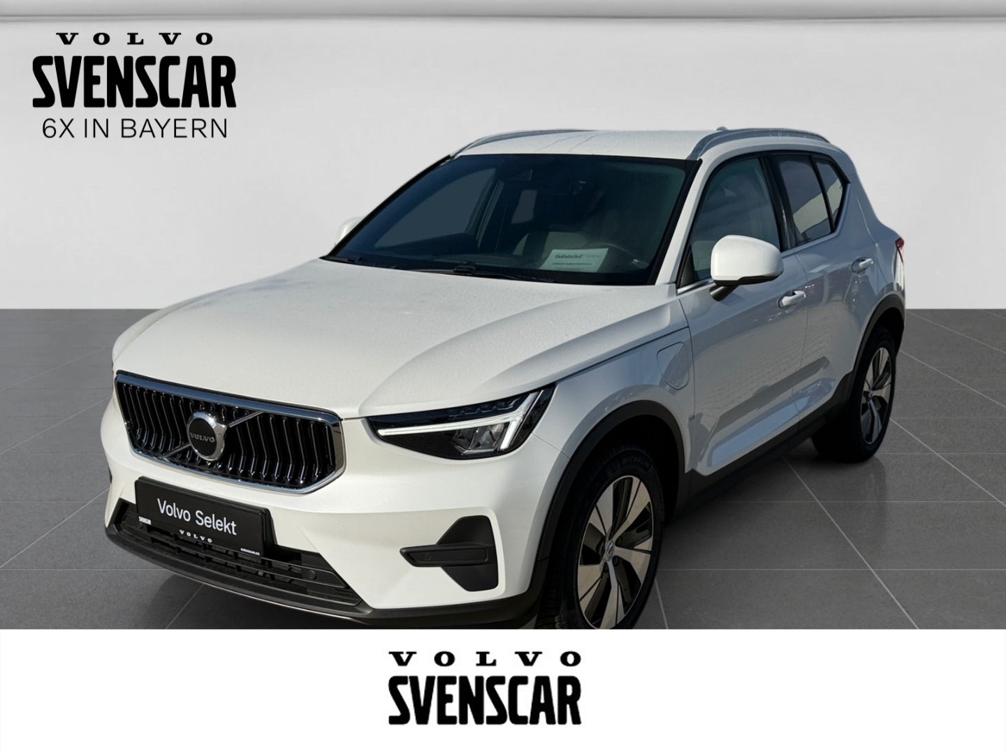 Volvo XC40 Core Recharge Plug-In Hybrid 2WD StandHZG D